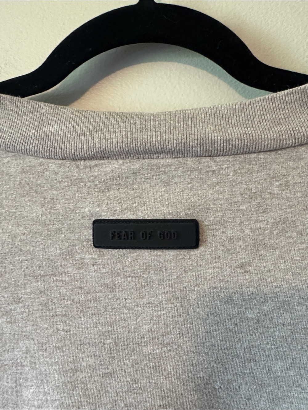 Fear of God Essentials Long Sleeve Tee - Picture 7 of 7
